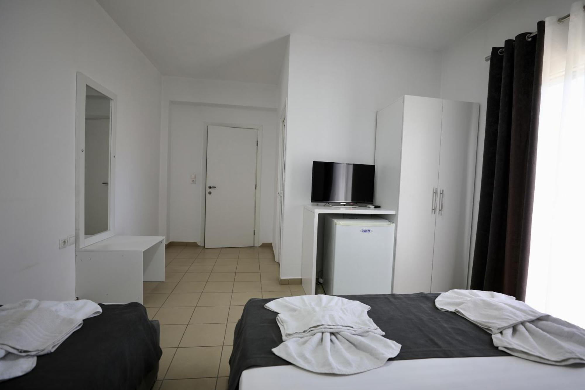 Hotel Vila Kapllani Sarandë Eksteriør billede